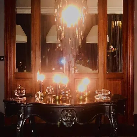 Bed & Breakfast La 1901 4*