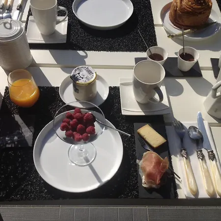 Bed & Breakfast La 1901 4*